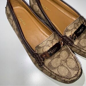 NWOT COACH BRAND OLIVE SIGNATURE C SLIP ON LOAFERS NEVER WORN LUXURY DESIGNER